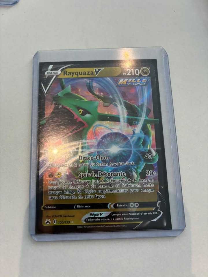 Rayquaza V 100/159