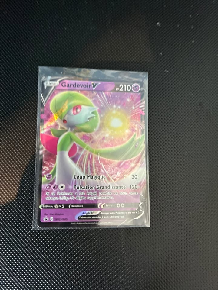 Gardevoir V SWSH105