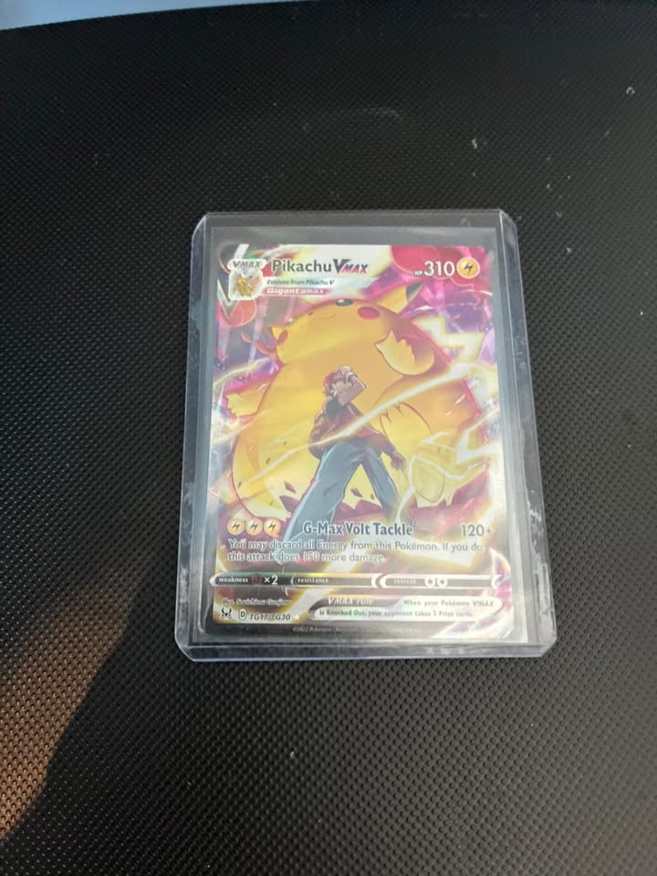 Pikachu VMAX TG17/TG30