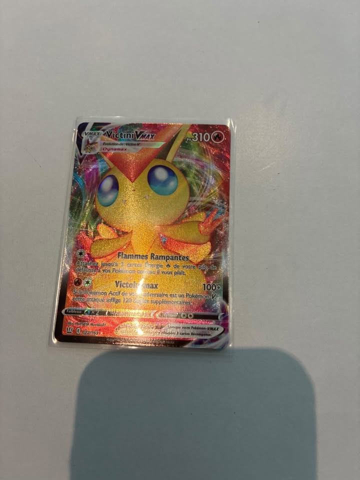 Victini VMAX 022/163